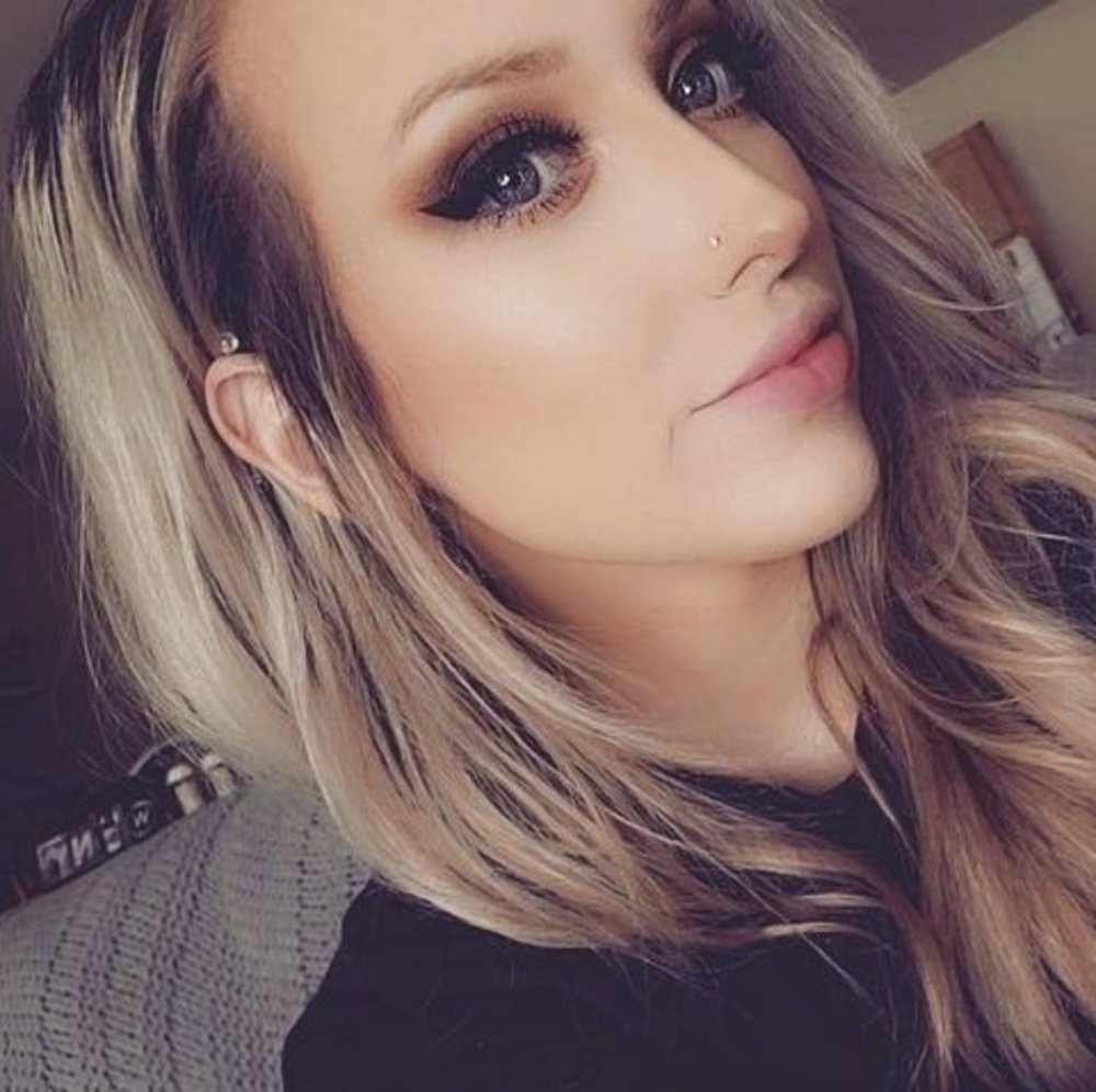 Meet your Posher, Allie